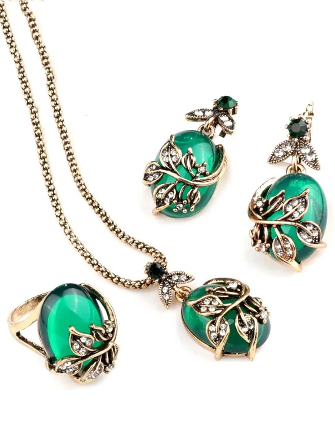

YouBella Gold-Plated Kundan Studded Jewellery Set With Finger Ring