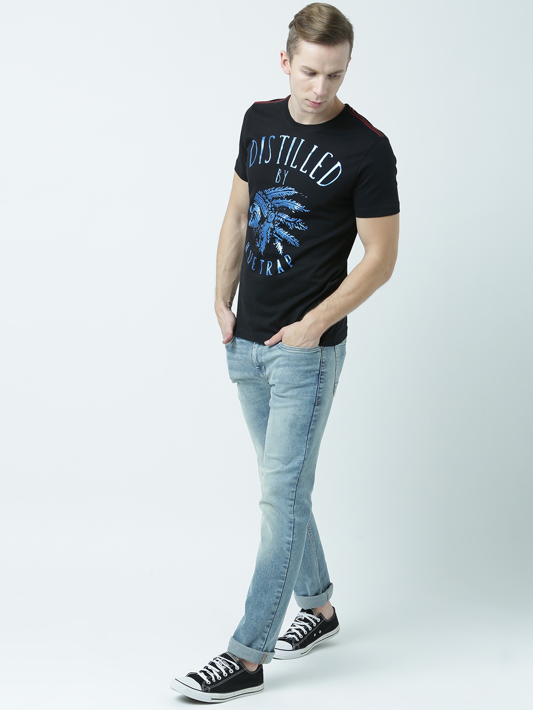 

Huetrap Men Black Printed Round Neck T-shirt