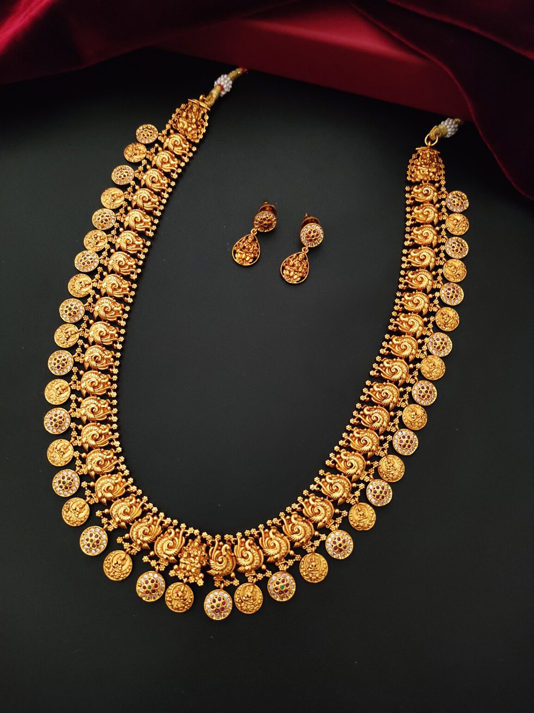 

Pihtara Jewels Gold-Plated Stone-Studded Necklace & Earrings
