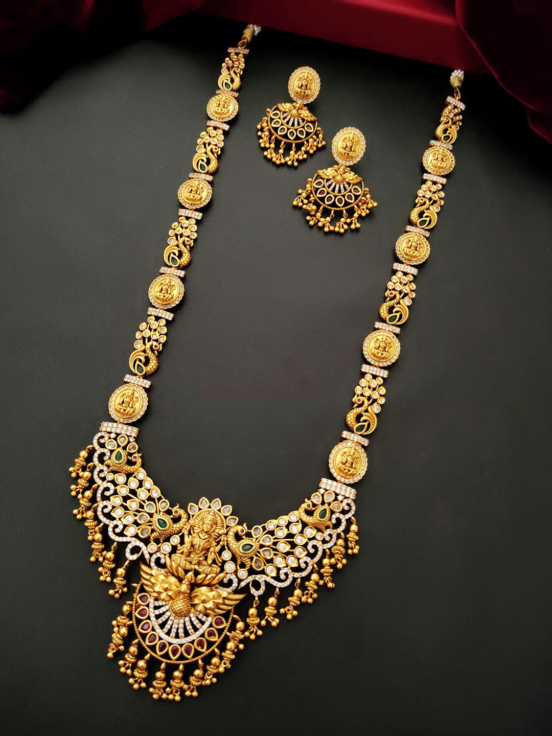 

Pihtara Jewels Gold-Plated AD-Studded & beaded Necklace & Earrings