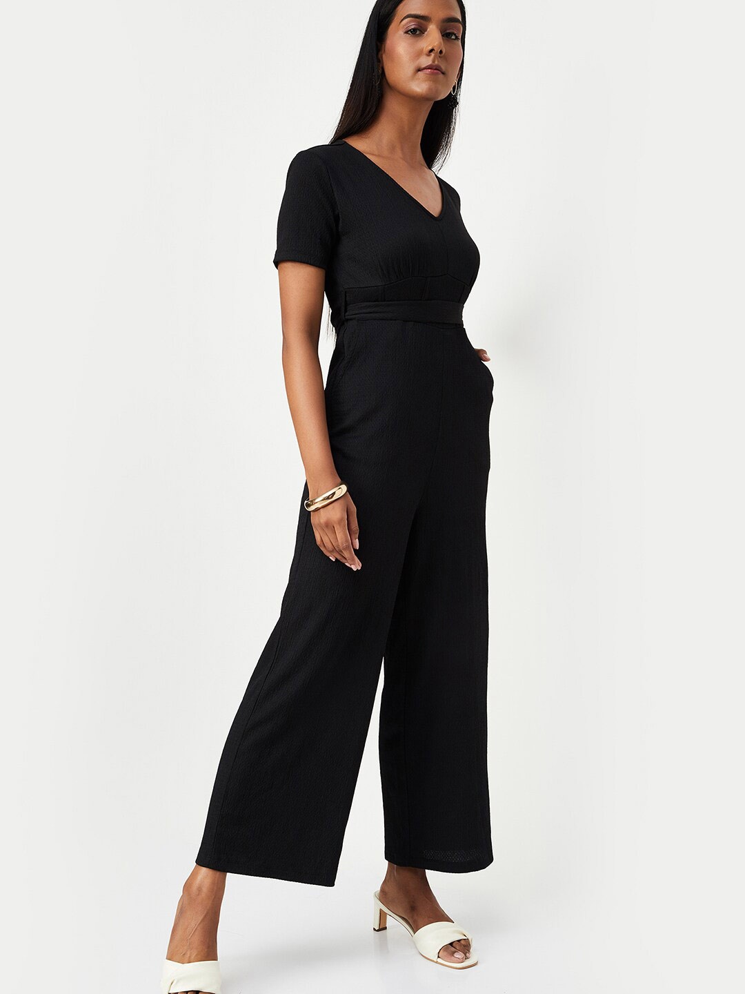 

max V-Neck Basic Jumpsuit With Waist Tie-Up, Black