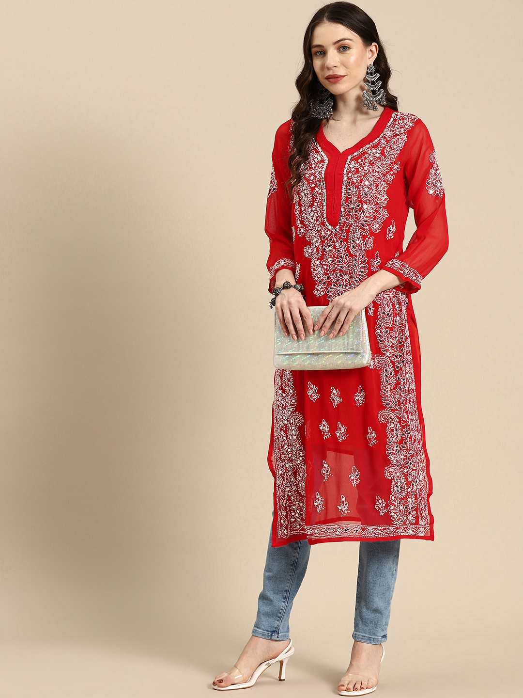 

Saadgi Embroidered Chikankari Sweetheart Neck Mirror Work Fusion Kurta, Red