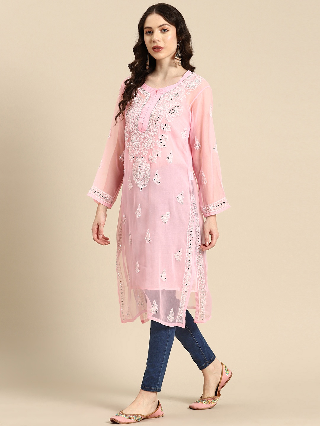 

Saadgi Embroidered Chikankari Mirror Work Shadow Work Kurta, Pink