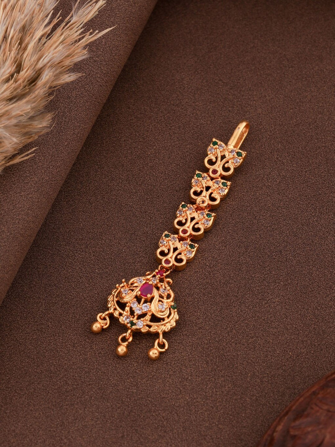 

ROFARWORD Gold-Plated Stone-Studded Maangtika