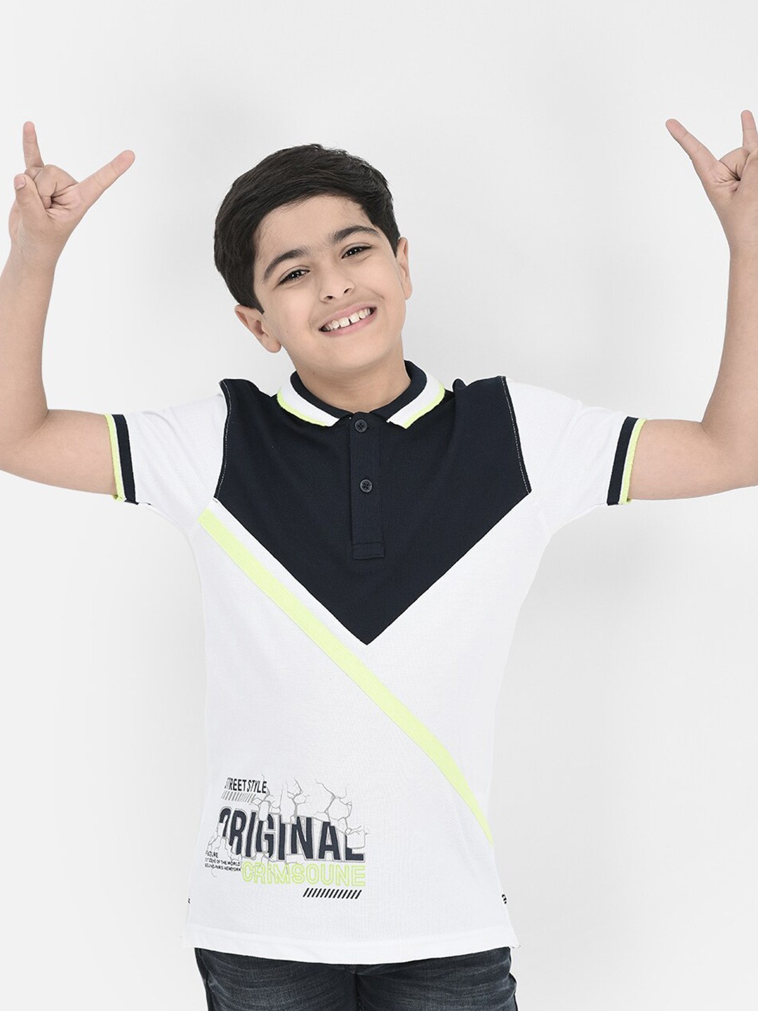 

Crimsoune Club Boys Colourblocked Polo Collar T-shirt, White