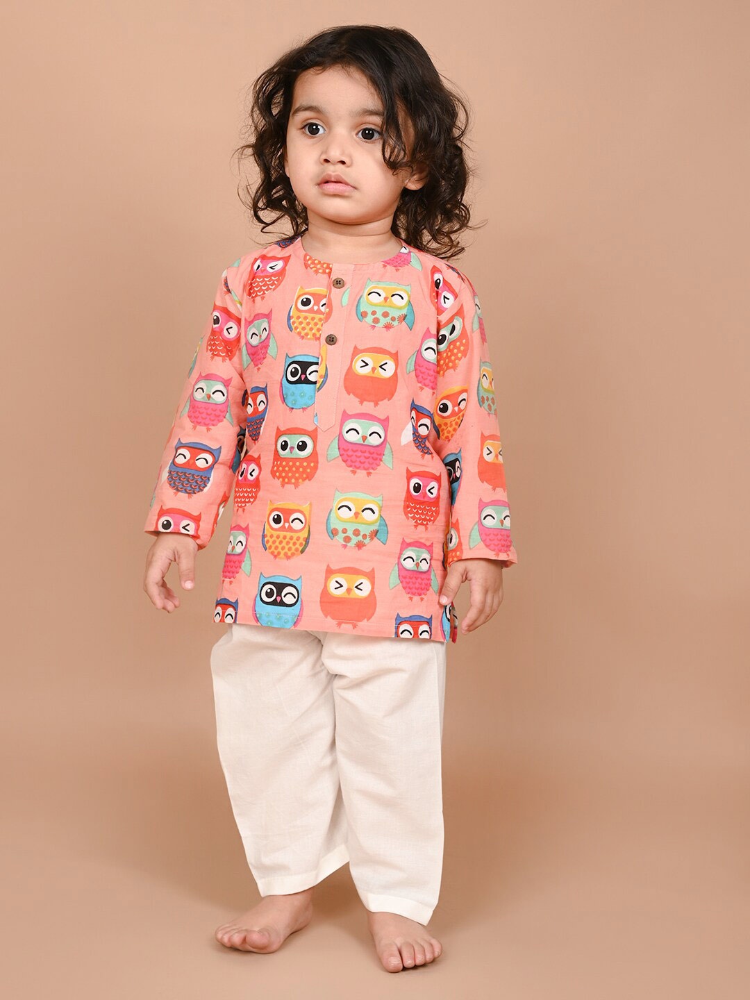 

LIL PITAARA Kids Graphic Printed Pure Cotton Night suit, Peach