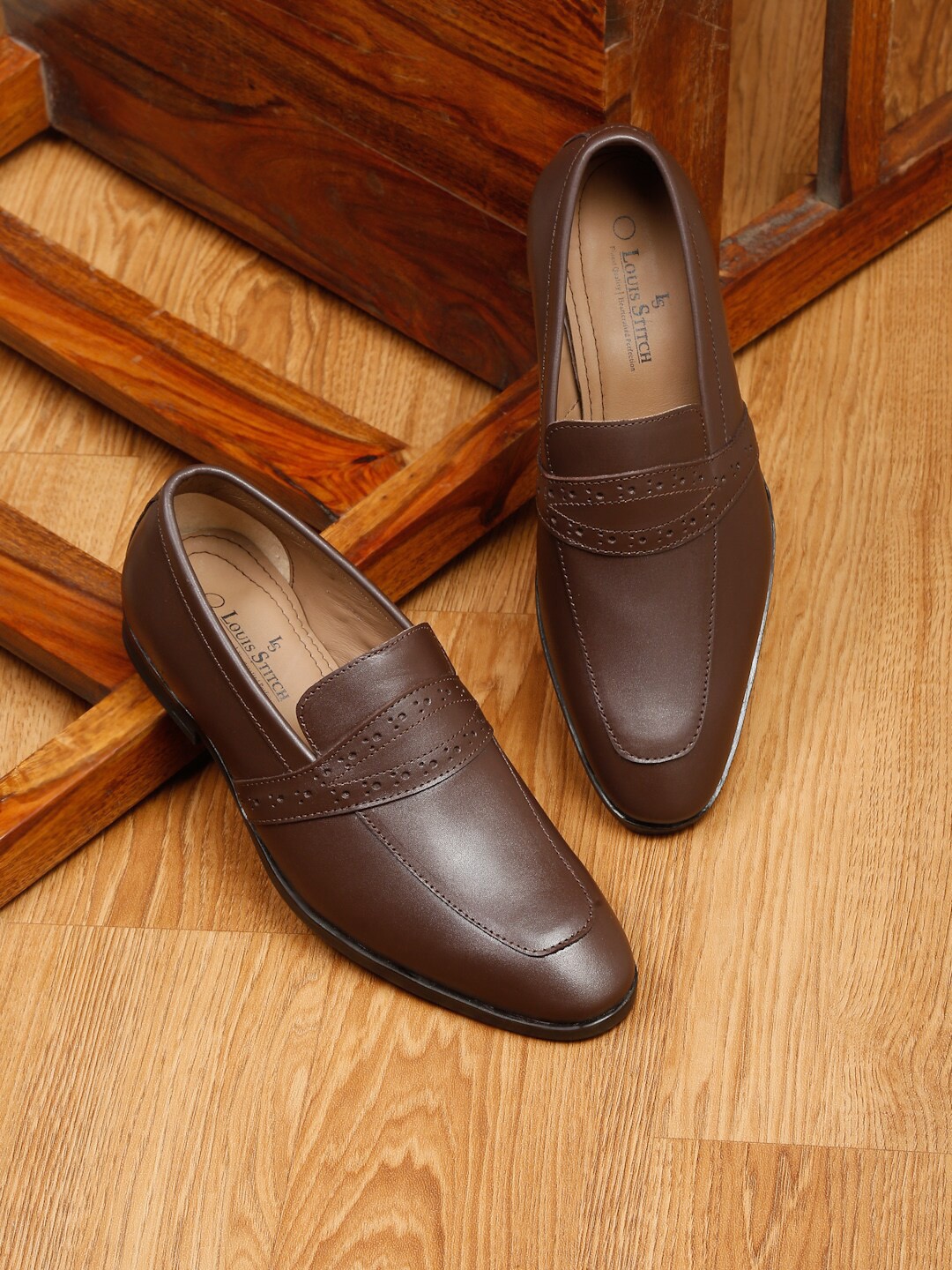 

LOUIS STITCH Men Brunette Textured Leather Formal Loafers, Brown