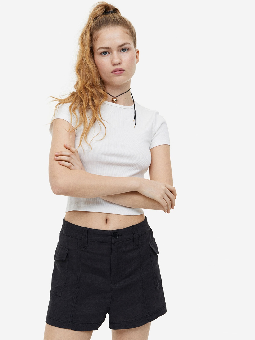 

H&M Women Linen-Blend Cargo Shorts, Black