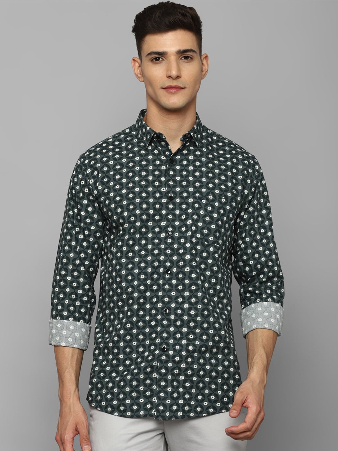

Allen Solly Slim Fit Floral Printed Pure Cotton Casual Shirt, Green