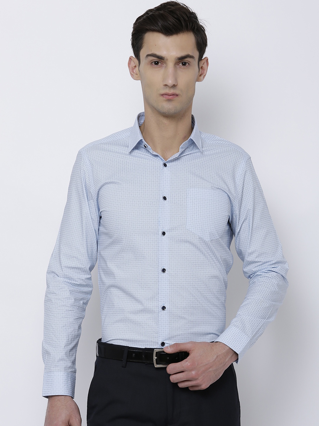 

Black coffee Men Blue Slim Fit Checked Formal Shirt