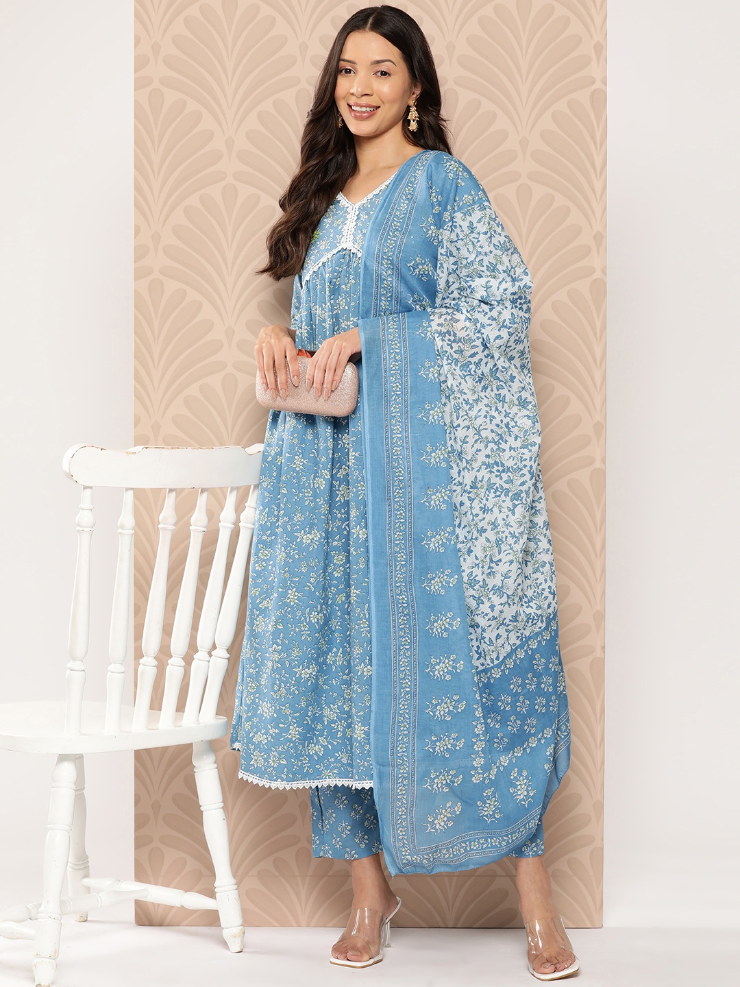 

Yufta Women Floral Printed Regular Pure Cotton Kurta with Trousers & With Dupatta, Blue