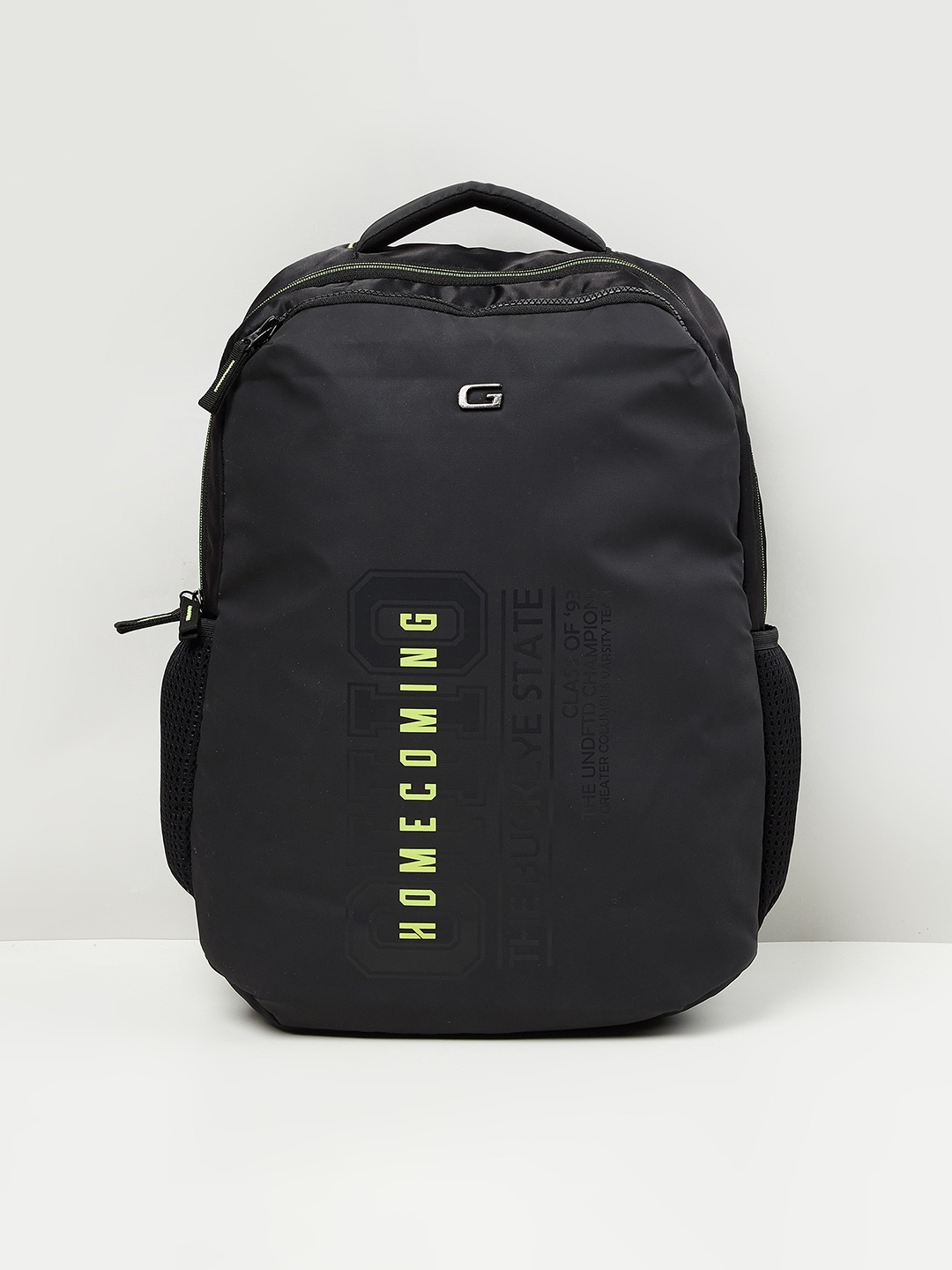 

max Men Typography Print Backpack, Black