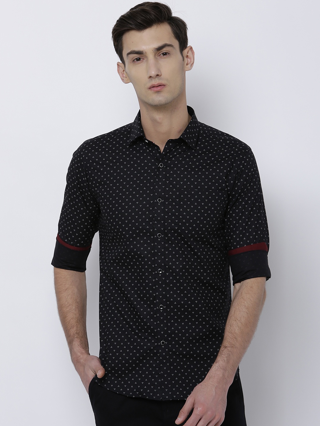 

Black coffee Men Black Slim Fit Printed Casual Shirt