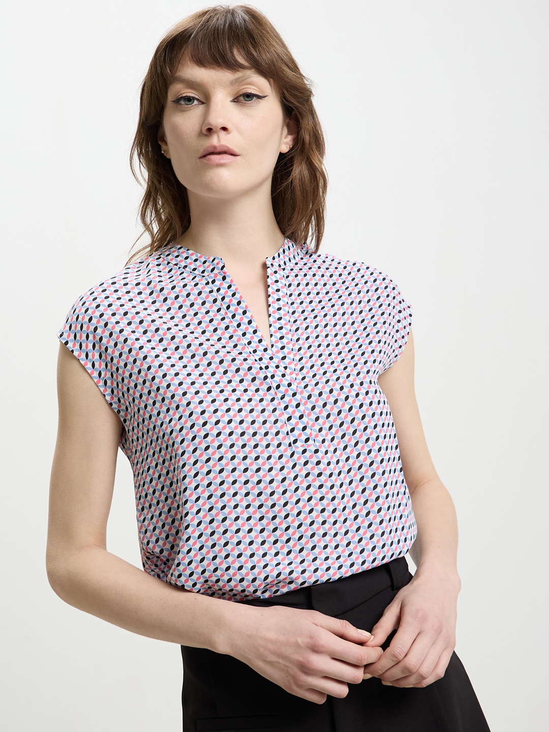 

CALLIOPE Geometric Print Mandarin Collar Top, White