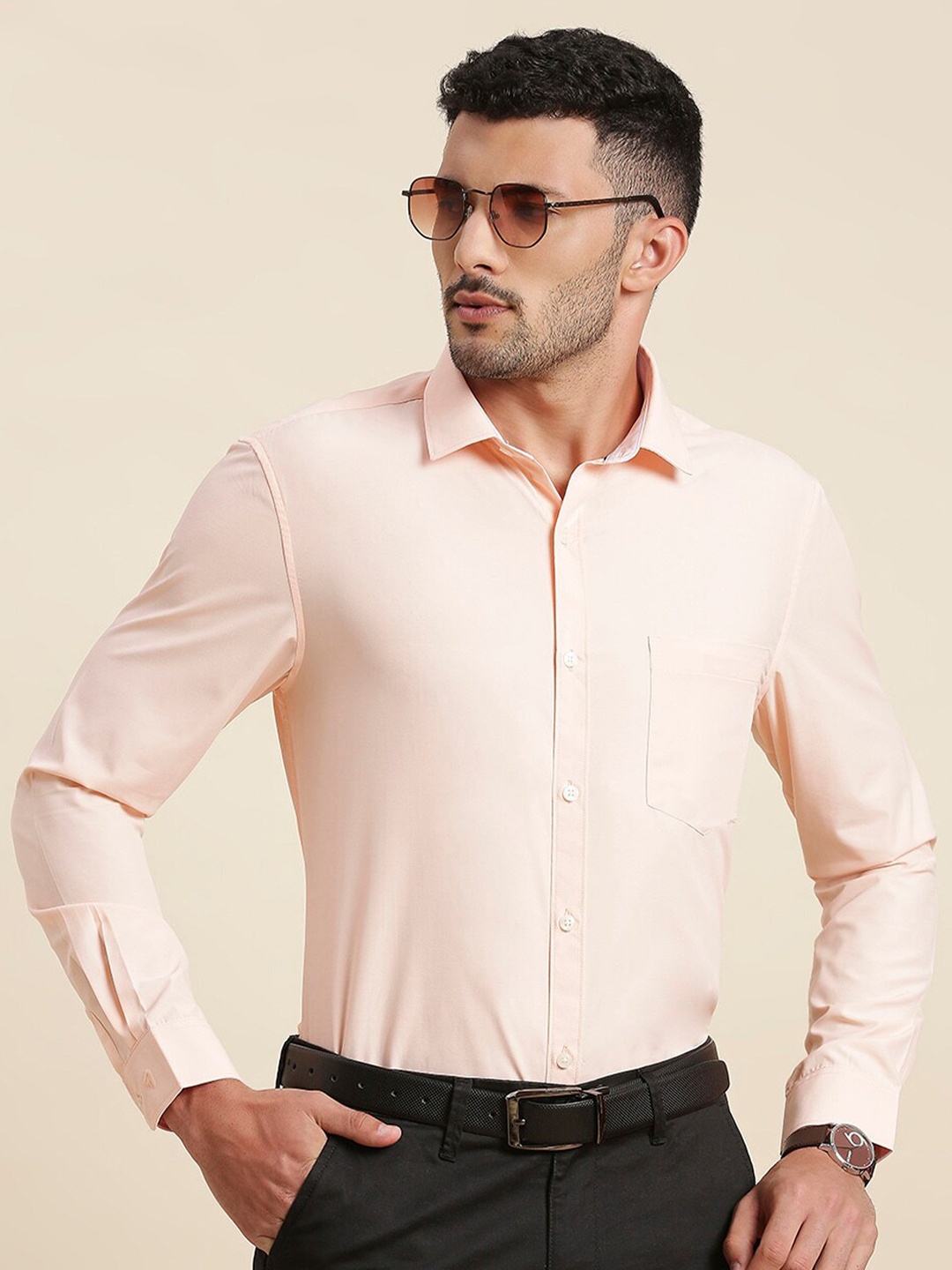 

INVICTUS Original Slim Fit Opaque Formal Shirt, Peach