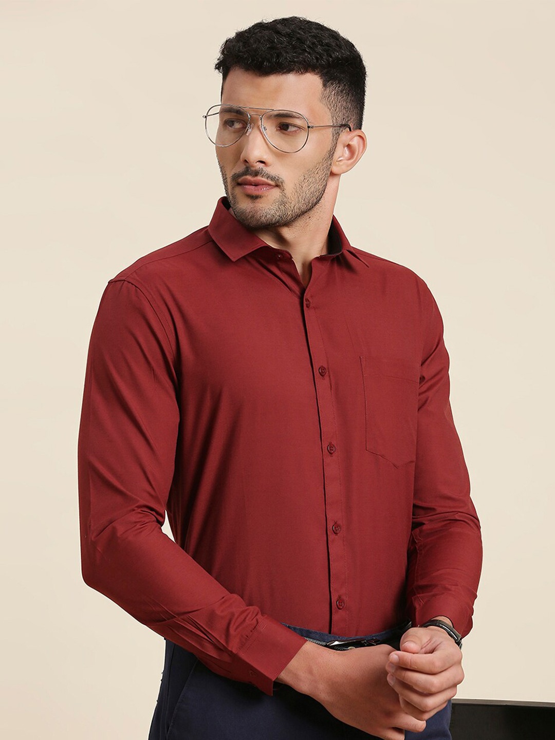 

INVICTUS Original Slim Fit Opaque Formal Shirt, Maroon