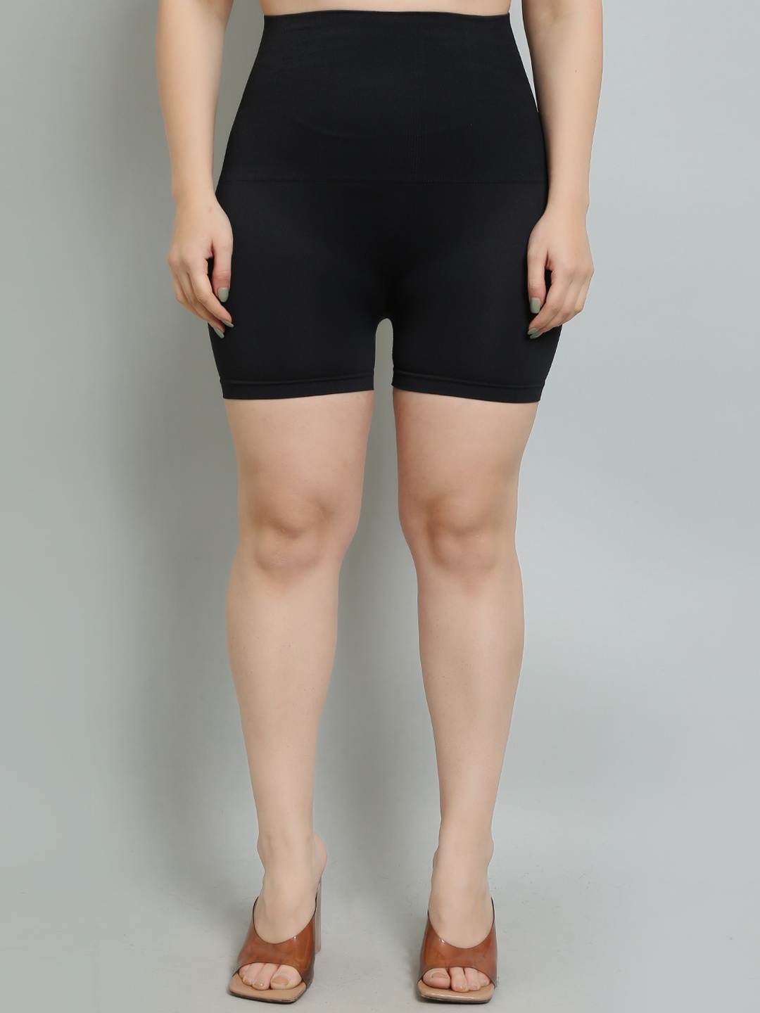 

Hill Islands Women Tummy & Thigh Shapewear, Black