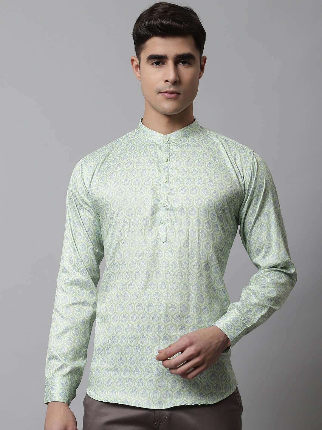 

Majestic Man Floral Printed Mandarin Collar Kurta, Green