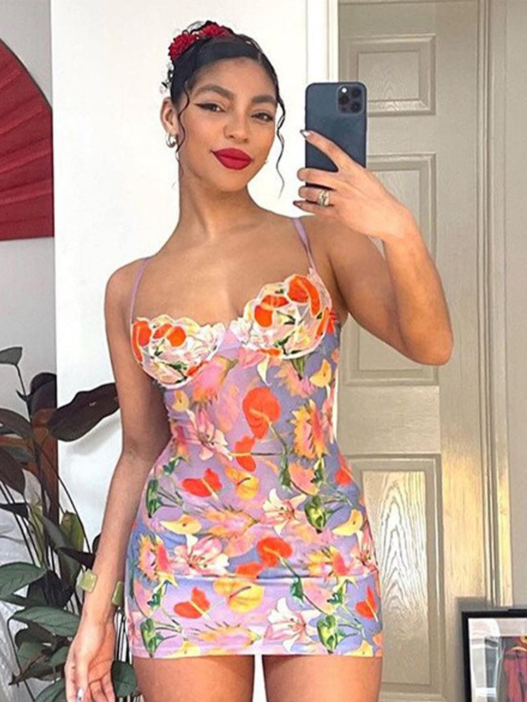 

BoStreet Pink & Red Floral Printed Bodycon Dress