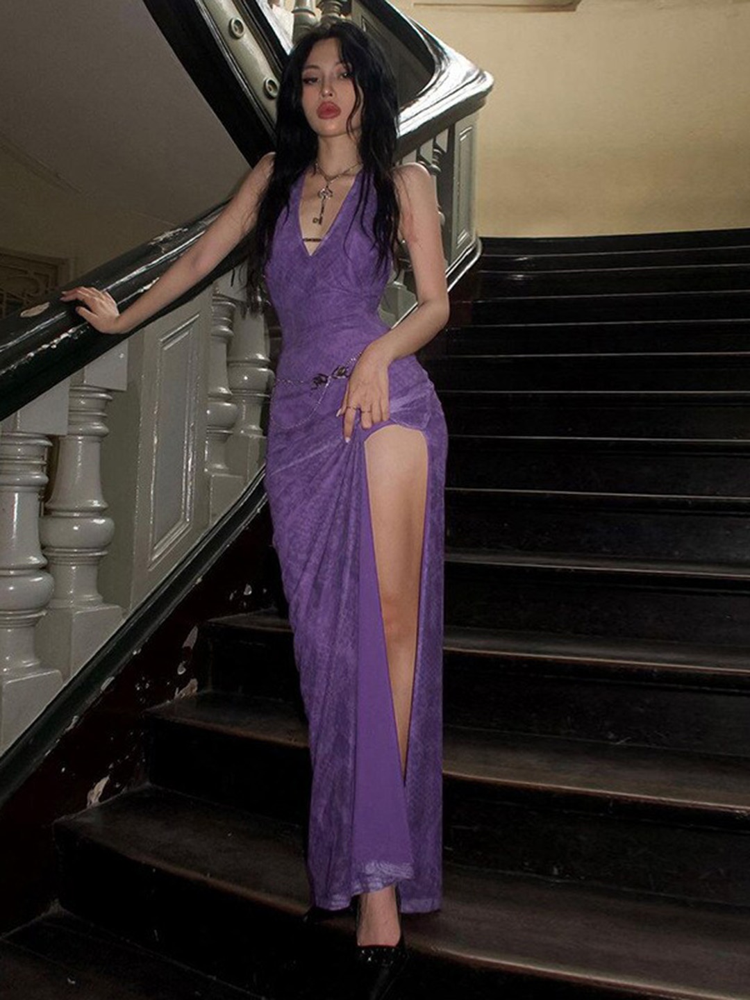 

BoStreet Purple Abstract Printed V-Neck Bodycon Maxi Dress