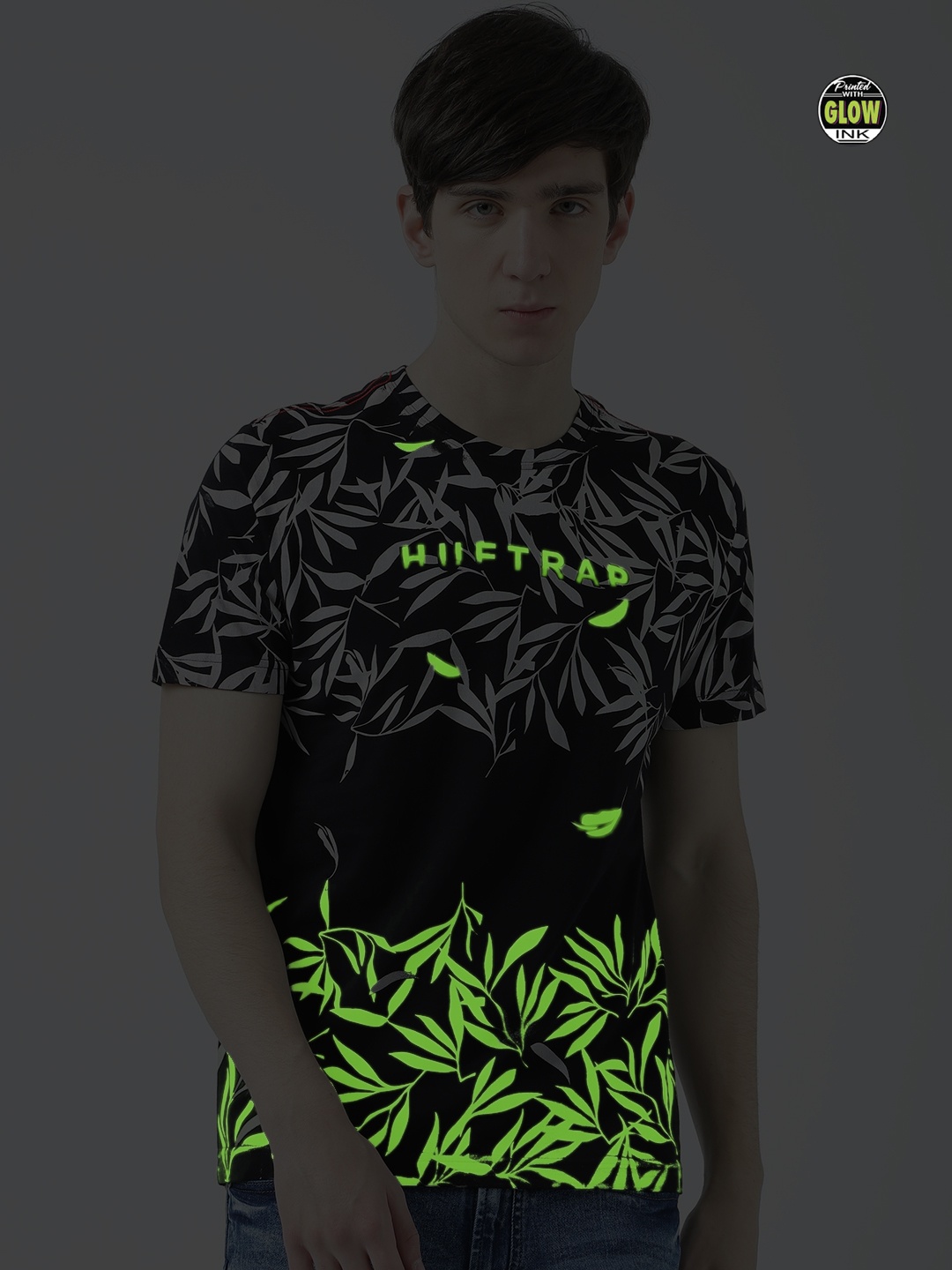 

Huetrap Men Black Printed Glow in the Dark T-shirt