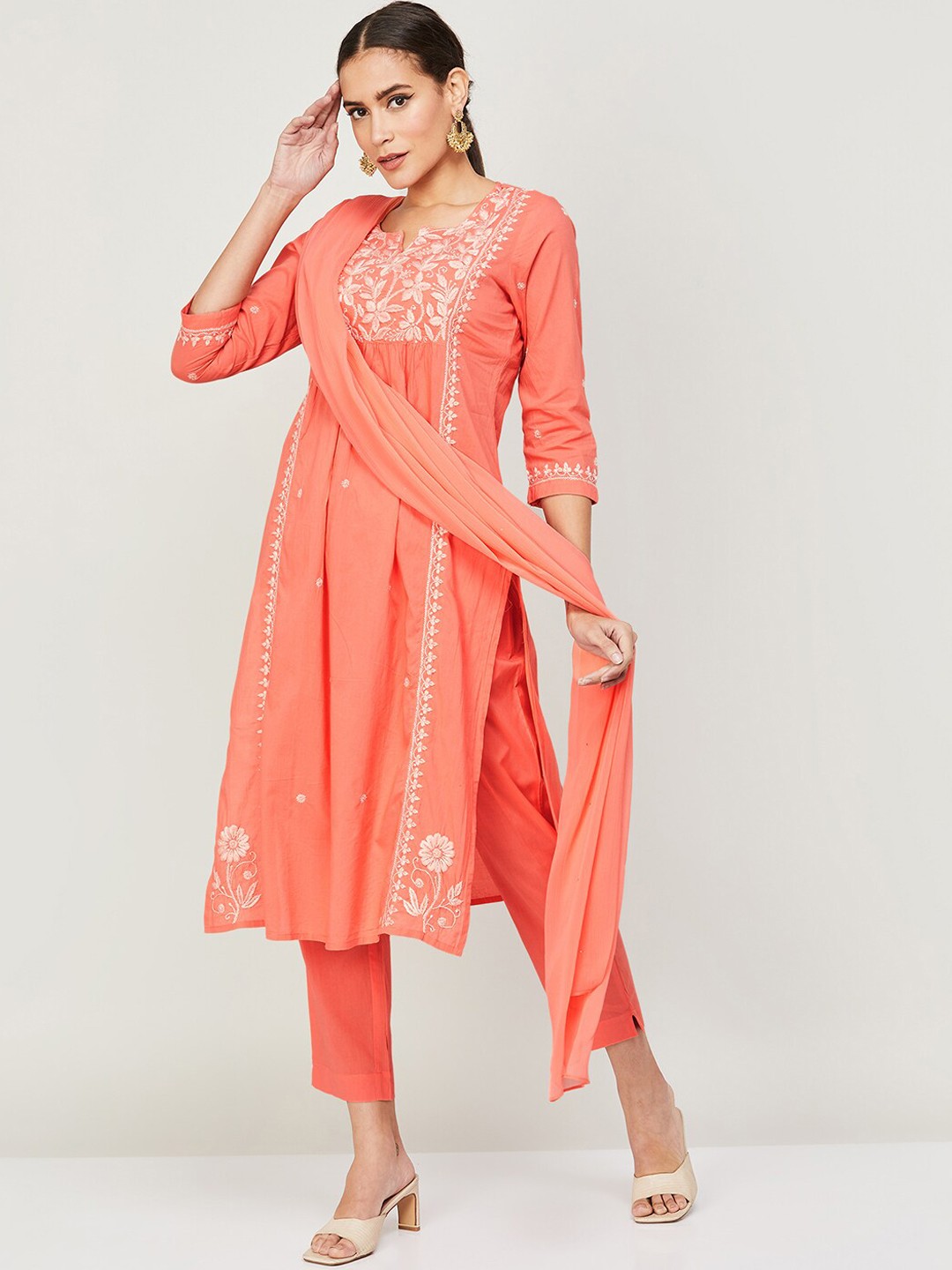 

Melange by Lifestyle Floral Embroidered A-Line Pure Cotton Kurta with Trousers & Dupatta, Coral
