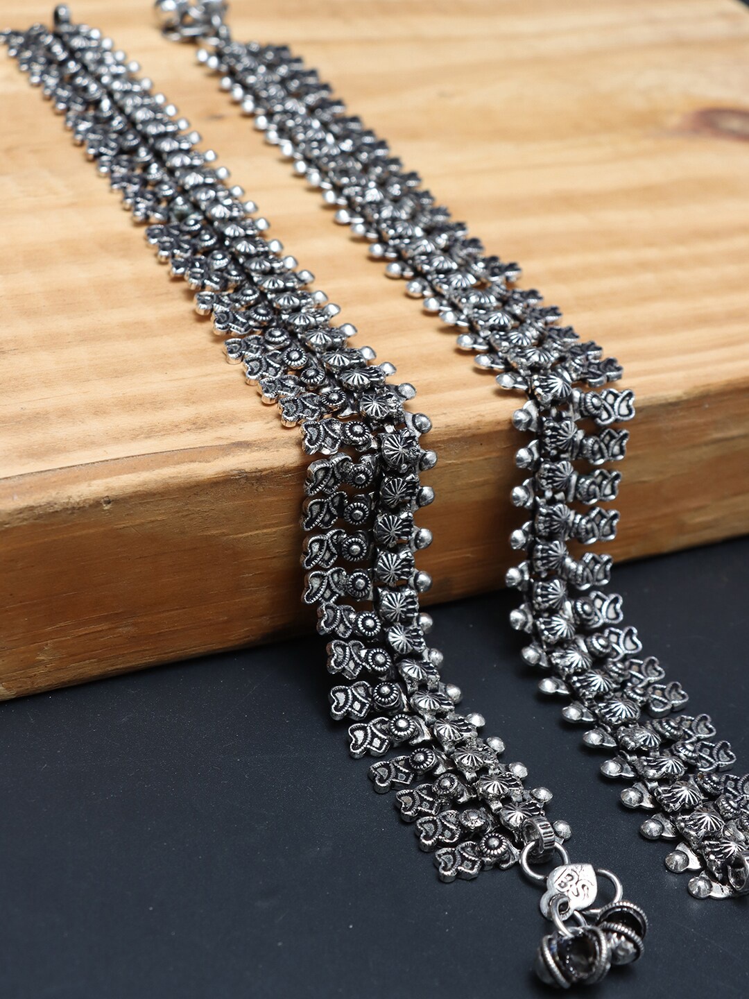 

Ozanoo Silver-Plated Oxidised Anklets