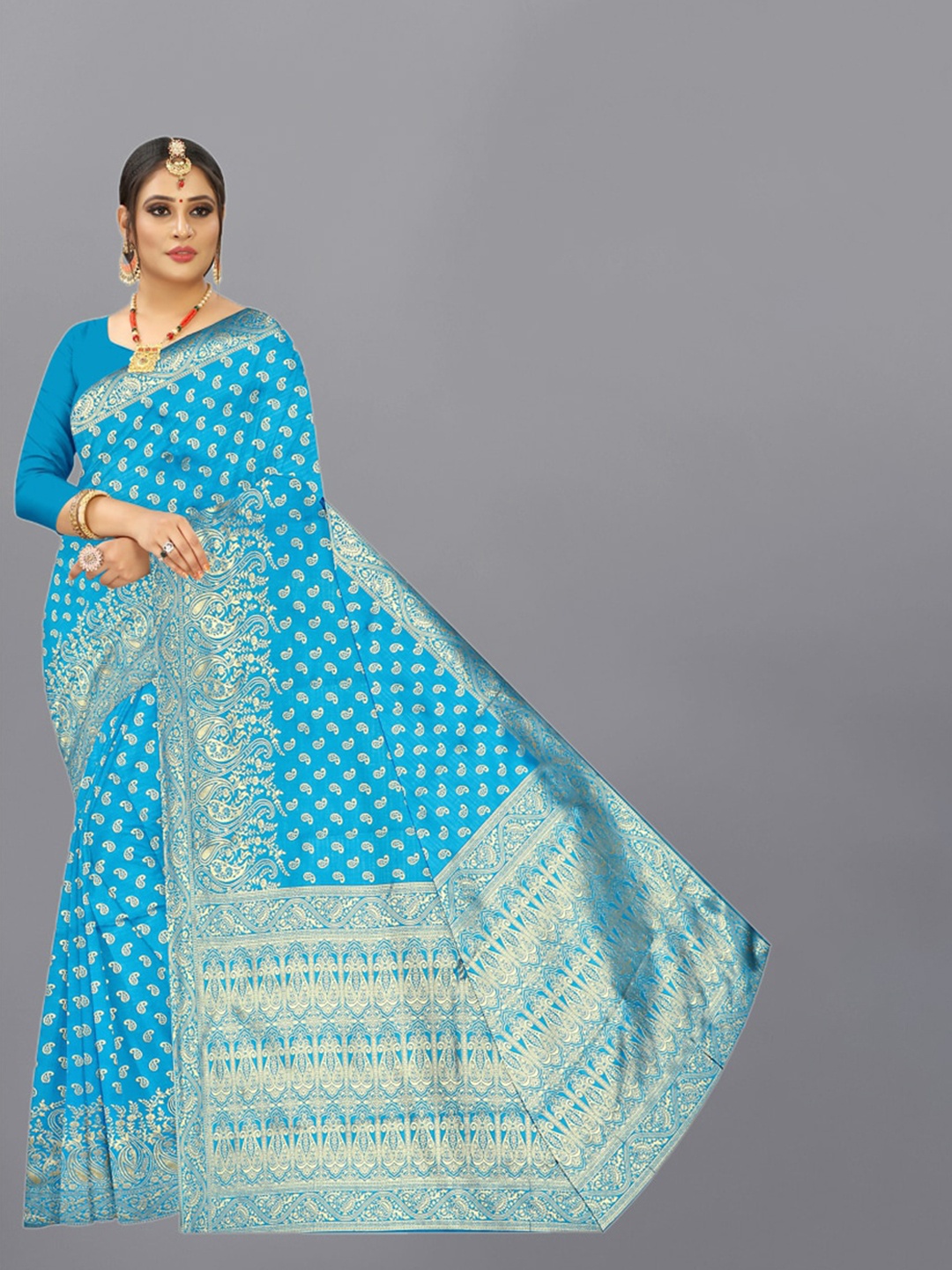 

APNISHA Paisley Woven Design Zari Pure Silk Saree, Turquoise blue