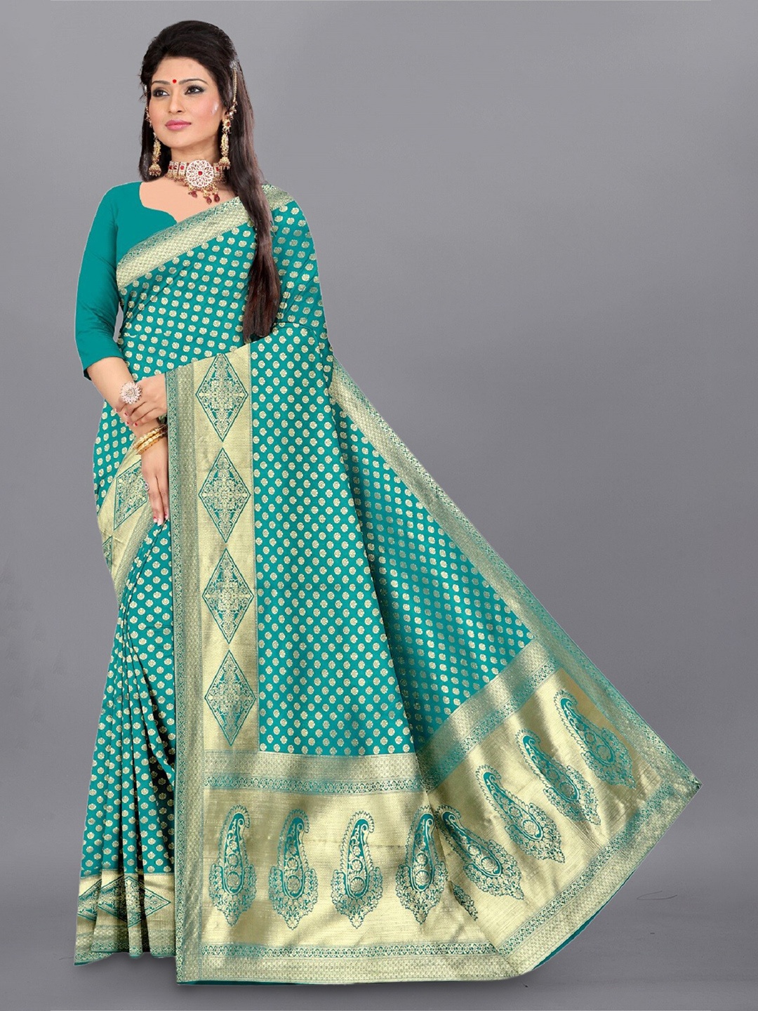 

APNISHA Ethnic Motif Woven Design Zari Pure Silk Saree, Green