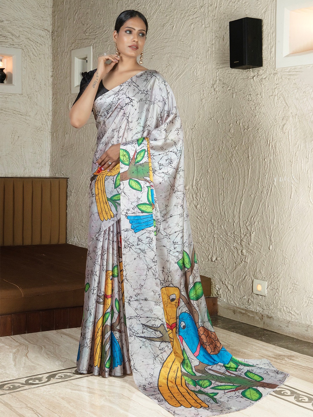 

Anouk Cream-Coloured & Yellow Ethnic Motifs Satin Saree