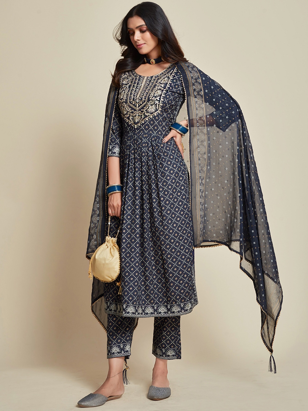 

Sangria Blue Ethnic Motifs Printed Kurta With Trouser & Dupatta, Navy blue