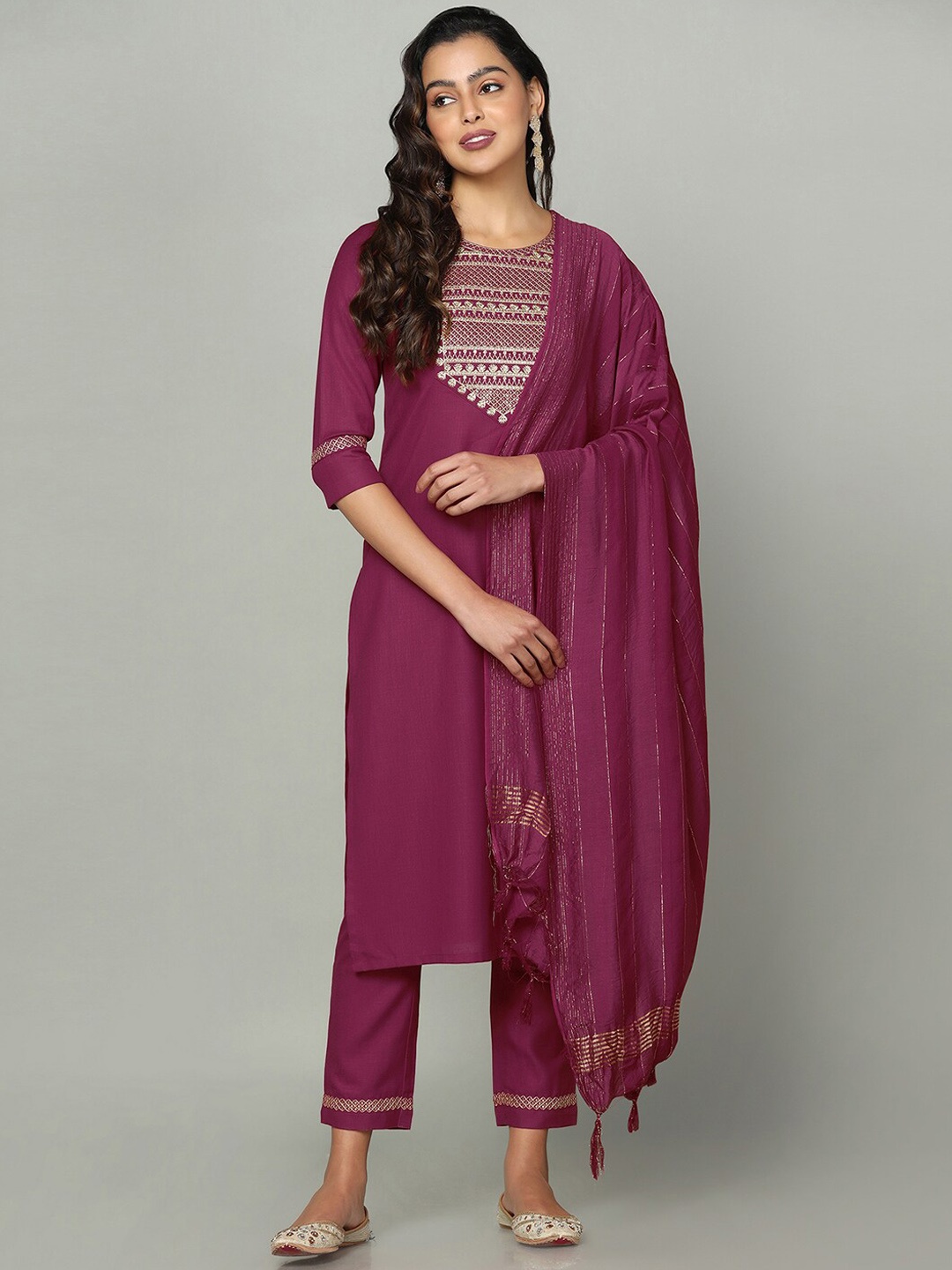 

KALINI Ethnic Embroidered Straight Thread Work Kurta & Trousers With Dupatta, Maroon