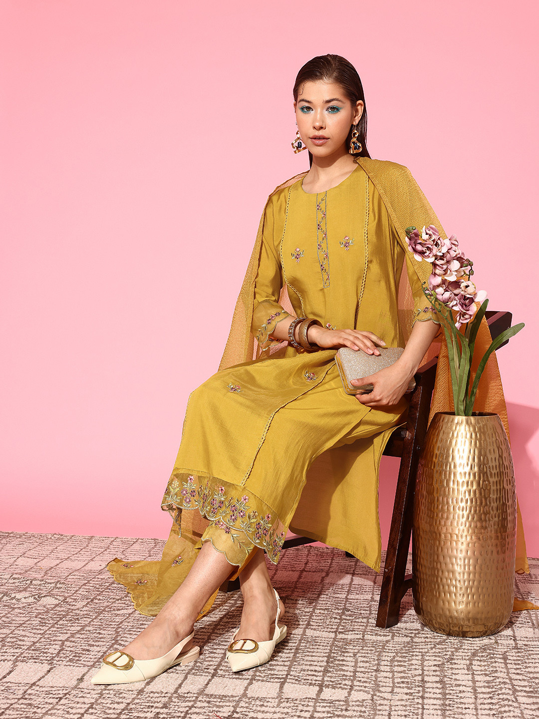 

Indo Era Women Floral Embroidered Panelled Thread Work Kurta with Trousers & With Dupatta, Yellow