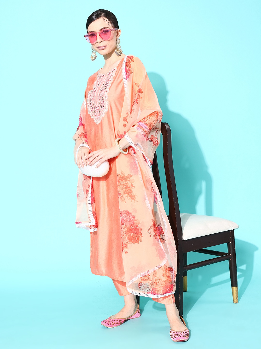 

Indo Era Floral Embroidered Regular Thread Work Liva Kurta with Trousers & Dupatta, Peach