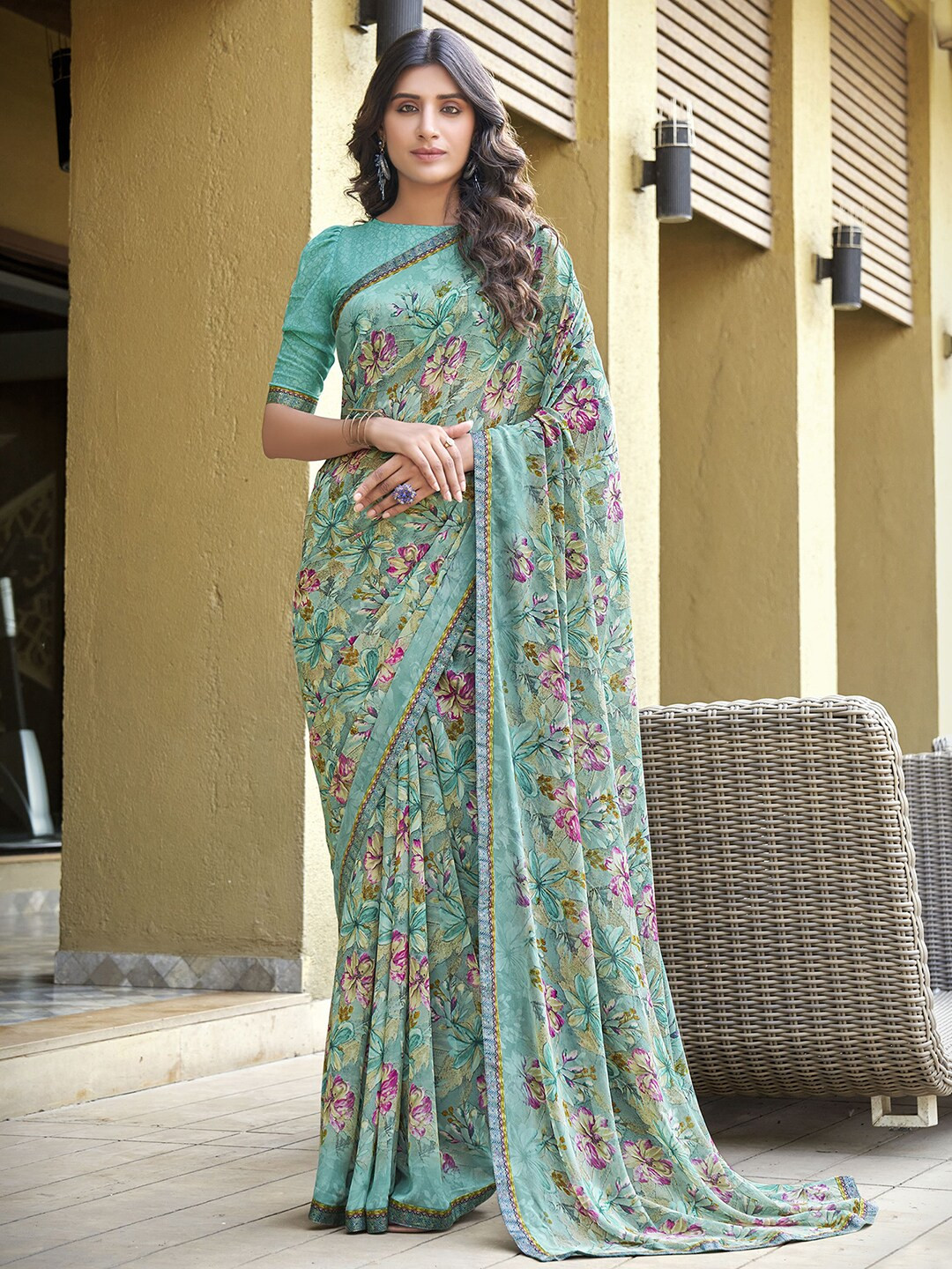 

Satrani Green & Pink Floral Printed Poly Georgette Saree
