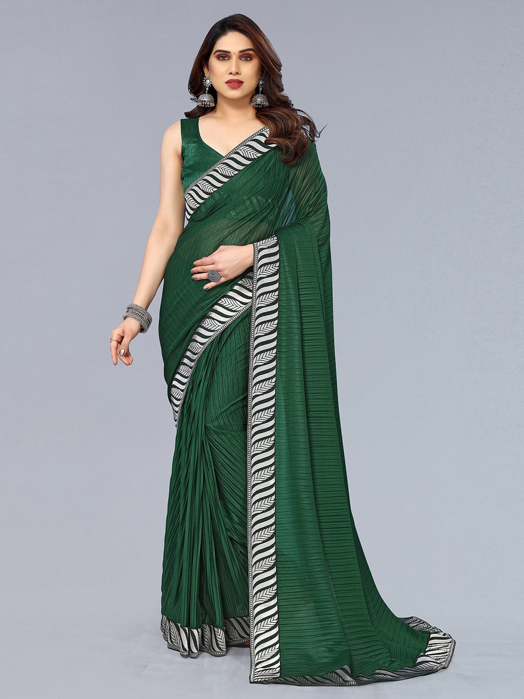 

SIRIL Soild Art Silk Saree, Green