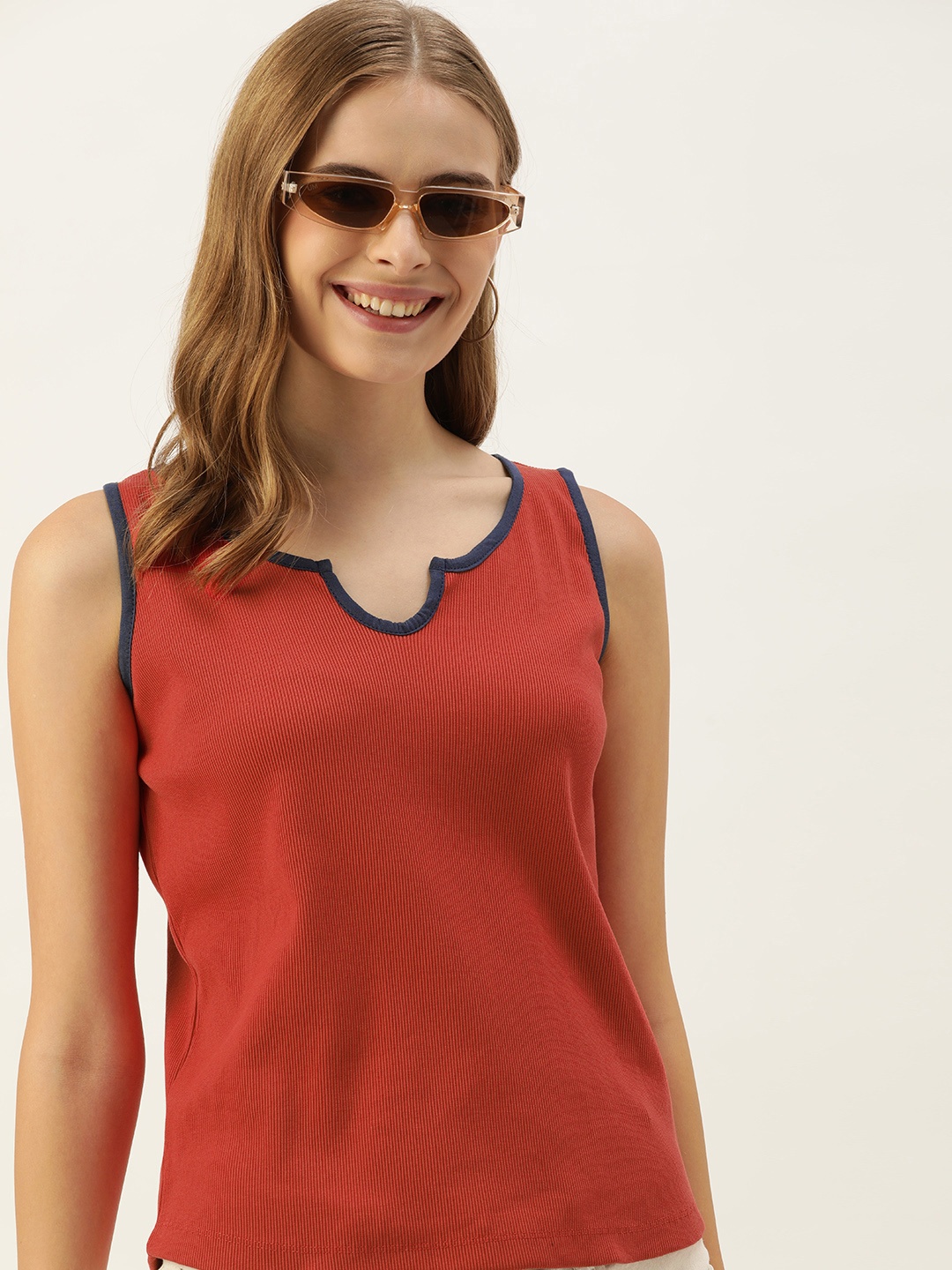 

Mast & Harbour Self Design Pure Cotton Sleeveless T-shirt, Red