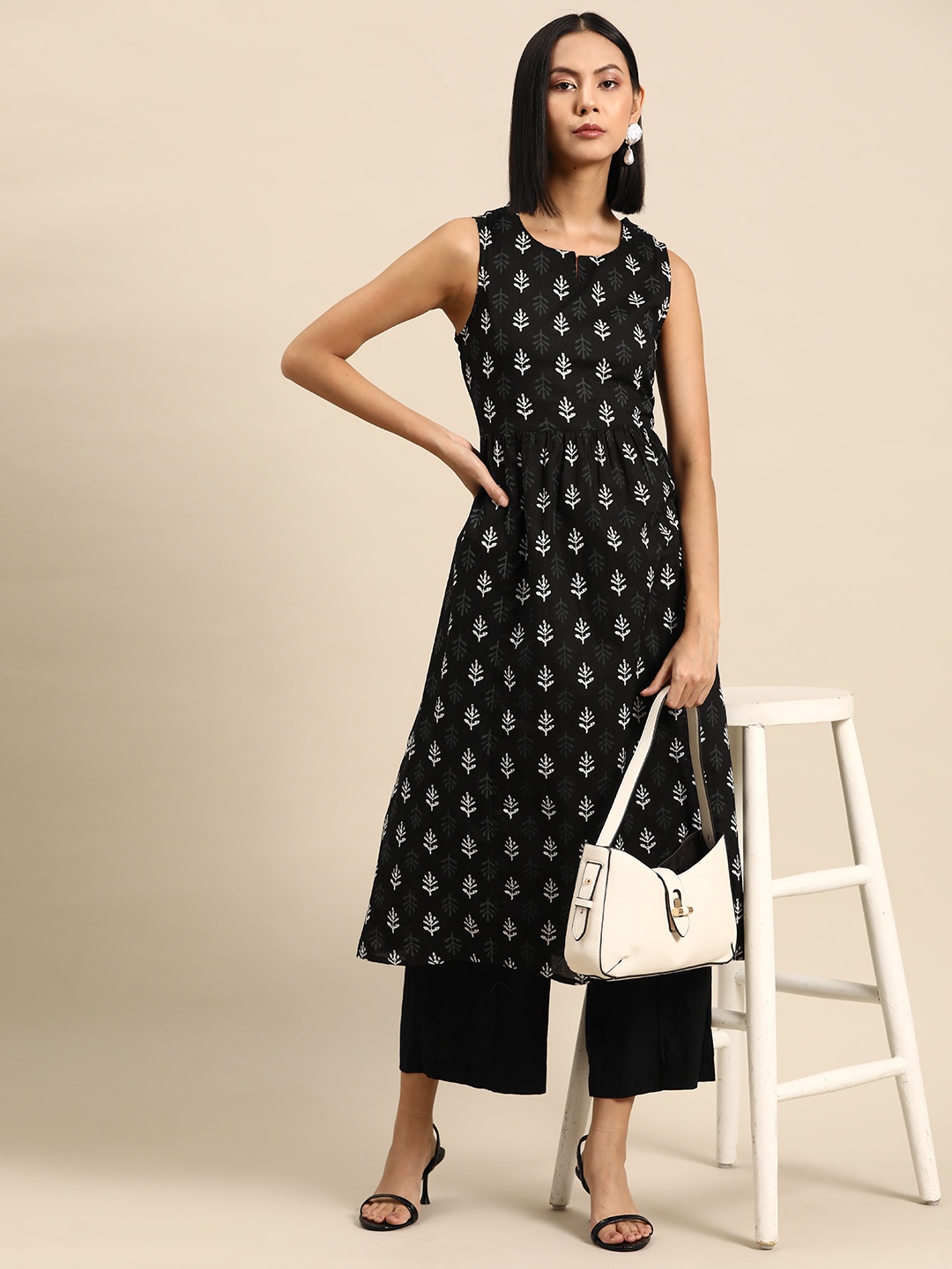 

all about you Ethnic Motifs Print Cotton A-Line Sleeveless Kurta, Black