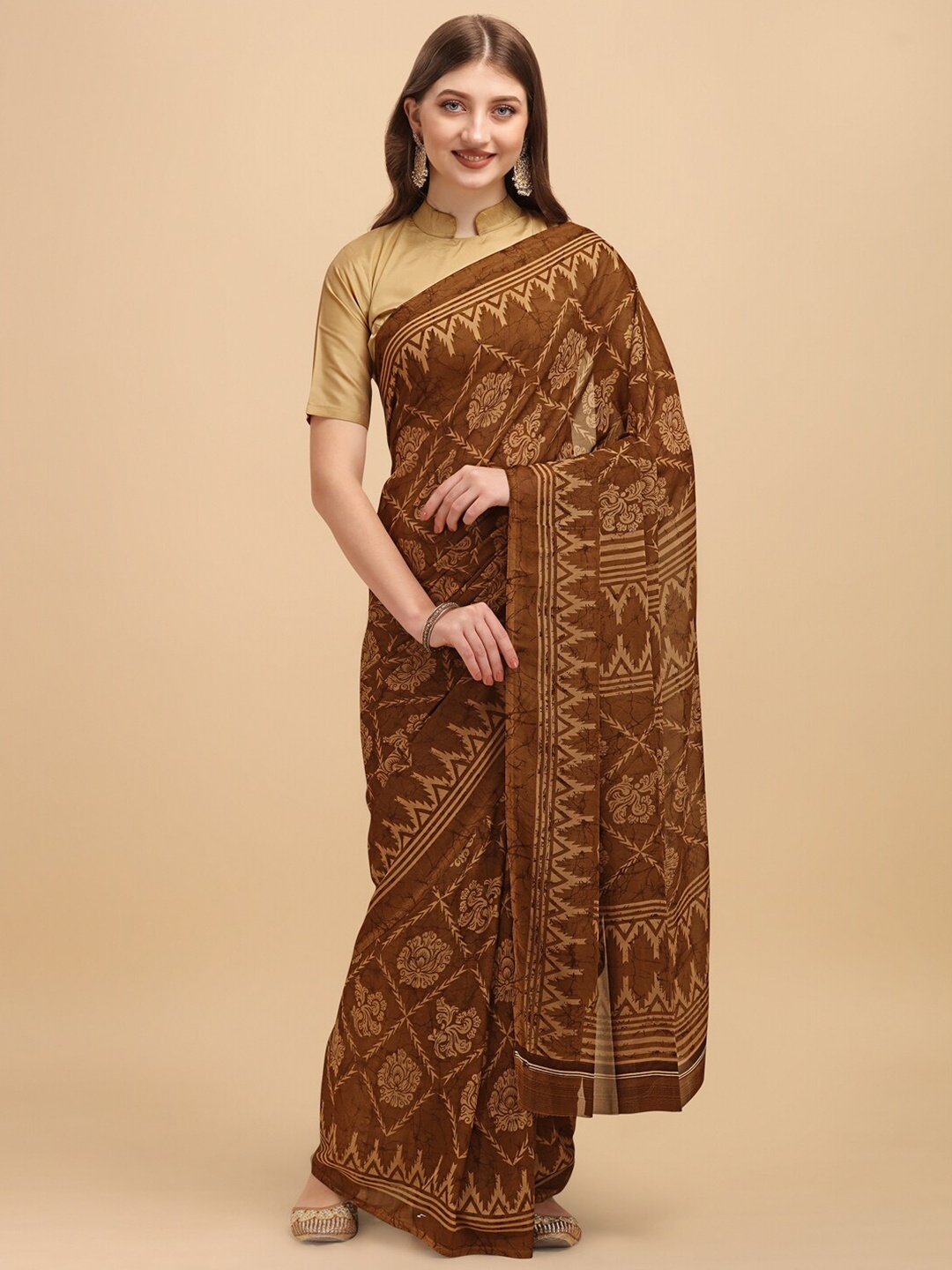 

Dori Floral Printed Pure Georgette Saree, Brown