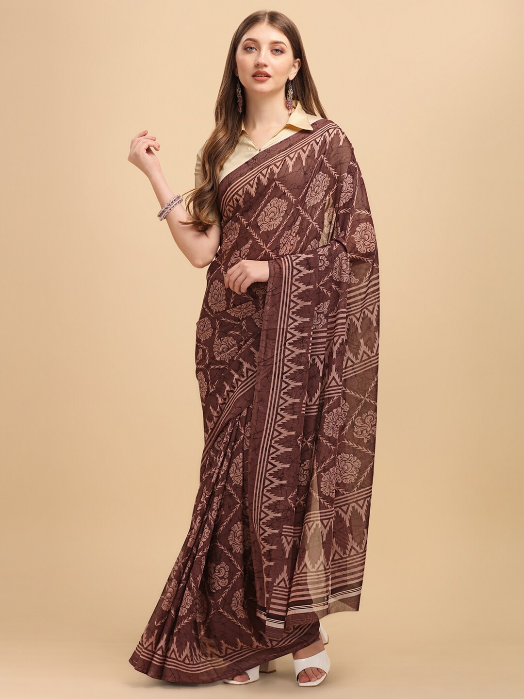 

Dori Floral Printed Pure Georgette Saree, Burgundy