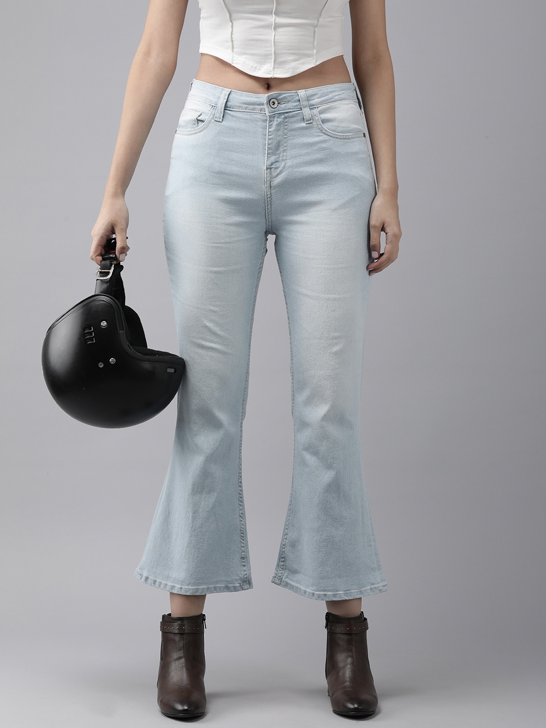 

The Roadster Life Co. Women Flared Fit Heavy Fade Stretchable Jeans, Blue