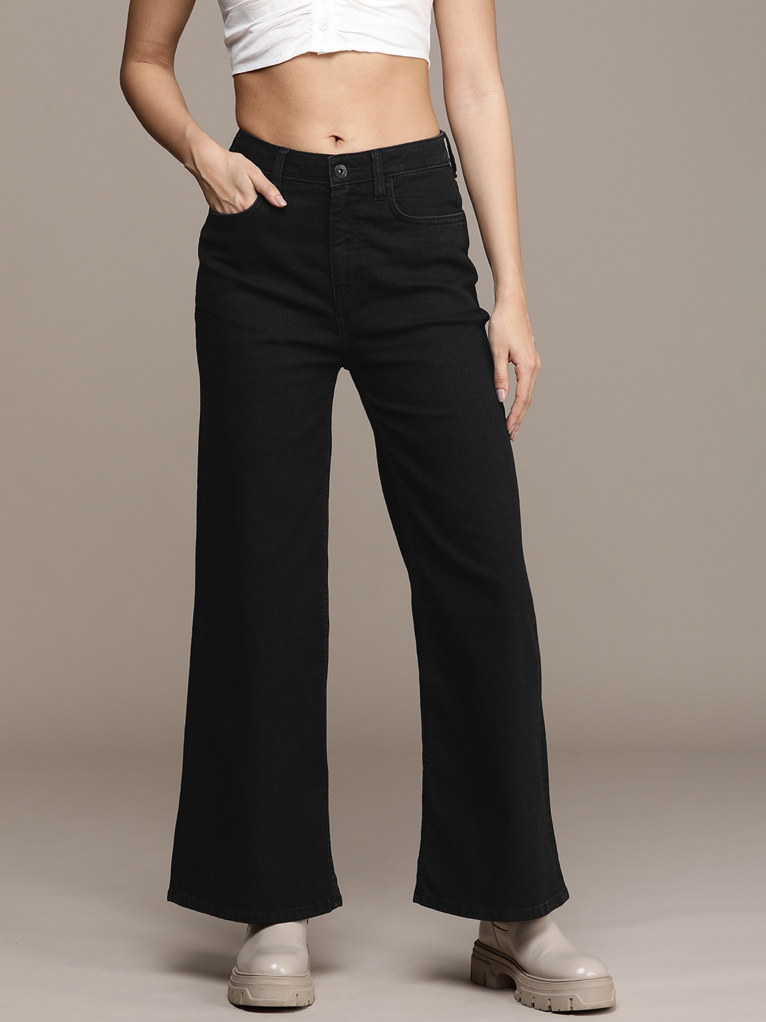 

The Roadster Life Co. Women Wide Leg Stretchable Jeans, Black