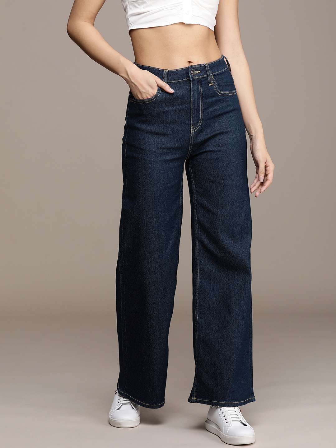 

The Roadster Life Co. Women Wide Leg Stretchable Jeans, Blue