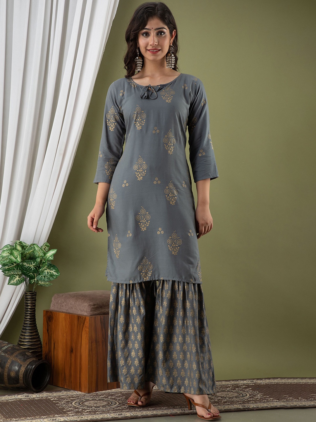 

Mialo fashion Ethnic Motifs Printed Regular Kurta With Sharara, Grey