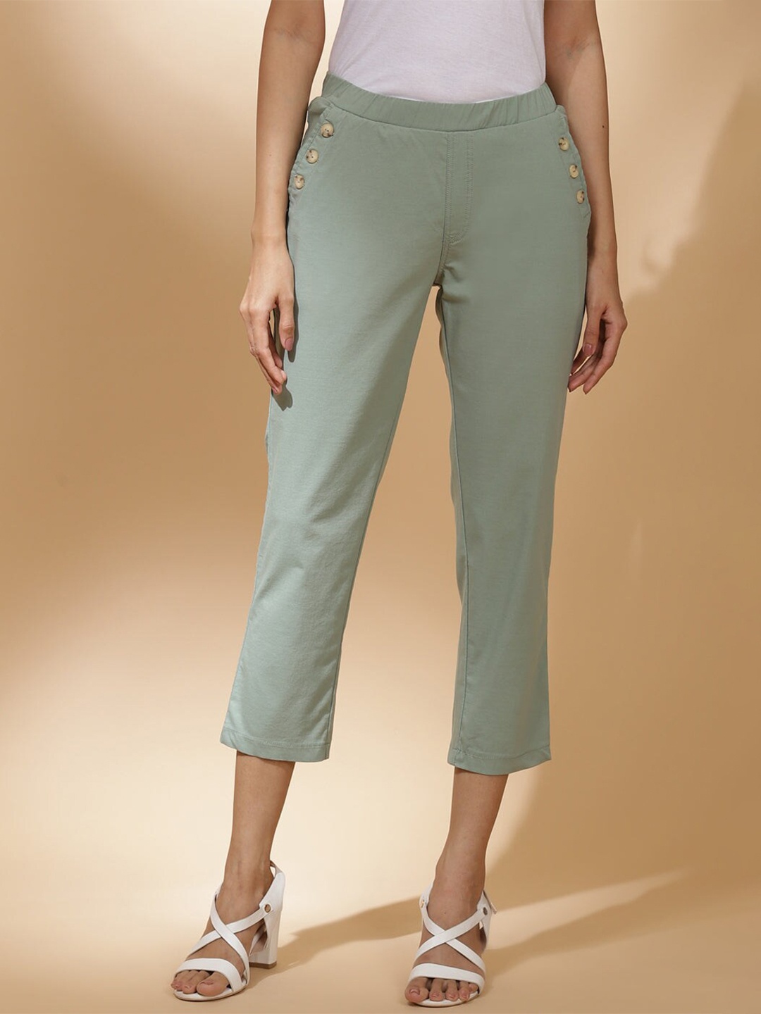 

Lakshita Women Capris With Side Pockets, Green