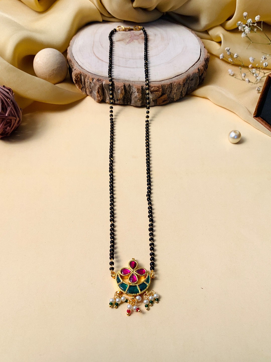 

ABDESIGNS Gold-Plated Kundan-Studded & Black Beaded Mangalsutra