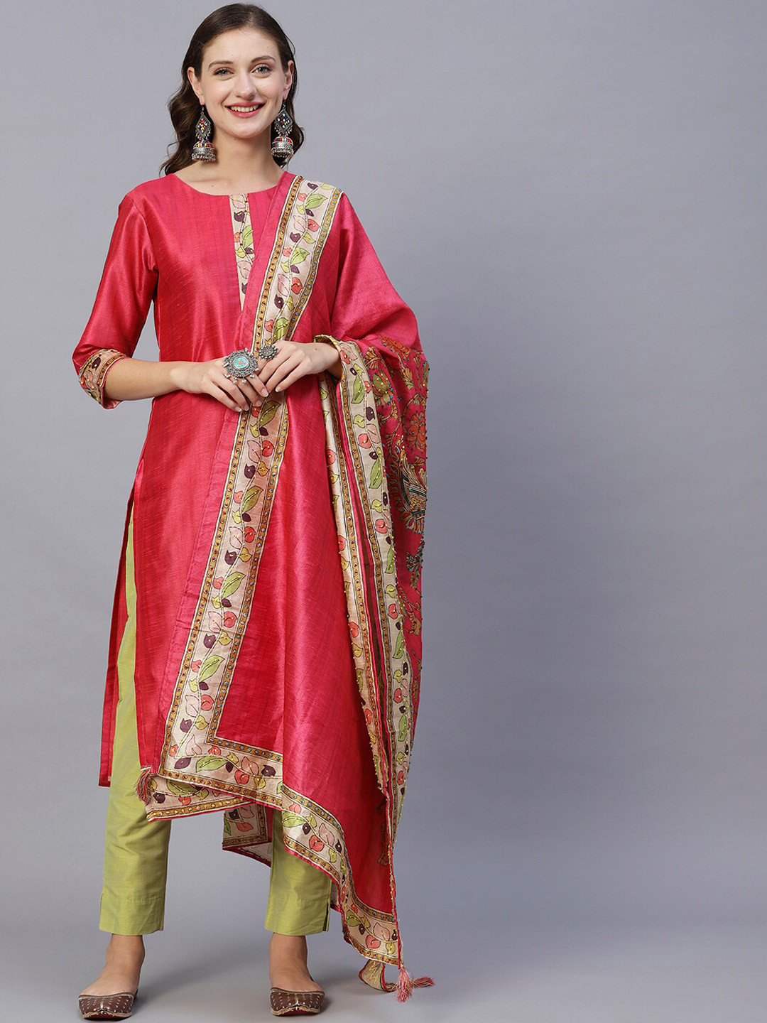 

FASHOR Coral Yoke & Border Printed Thread Work Chanderi Silk Kurta With Dupatta