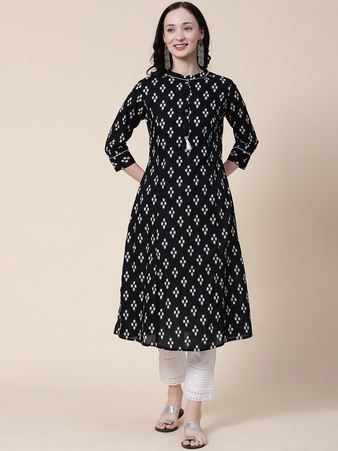

FASHOR Black Geometric Printed Mandarin Collar Cotton A-Line Kurta