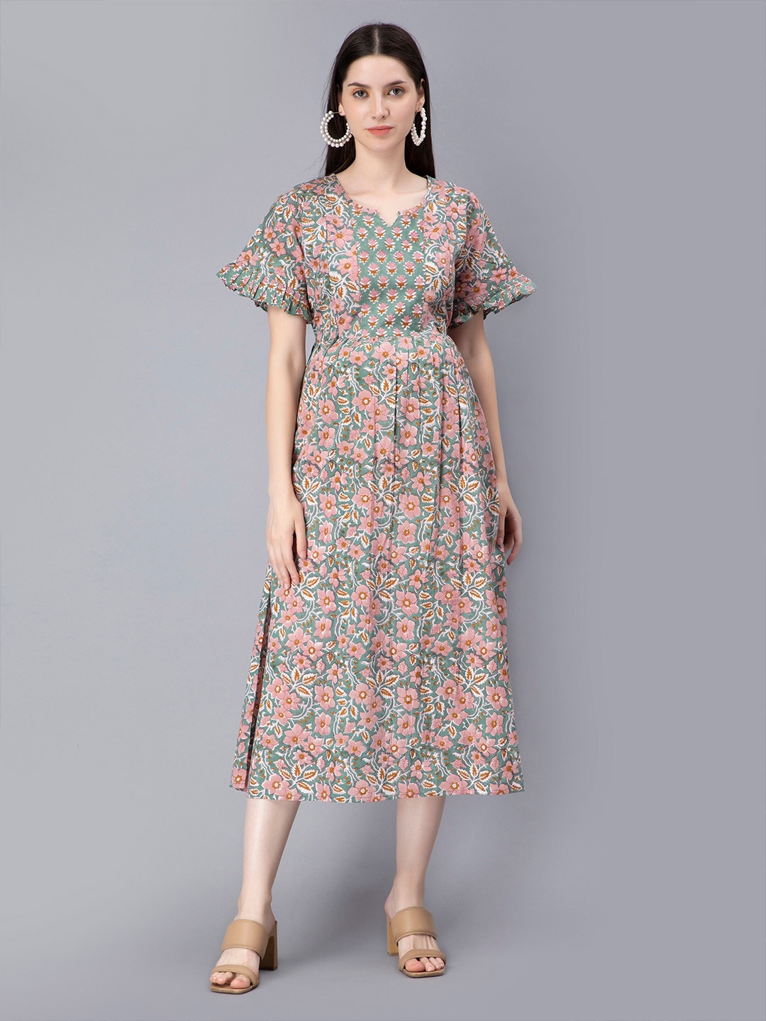 

NIGHTSPREE Green Floral Printed Flared Sleeve Maternity Fit & Flare Midi Cotton Dress