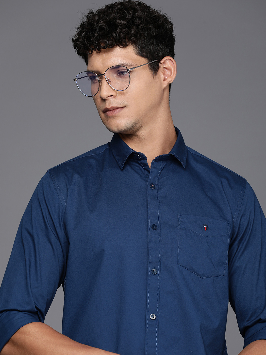 

Louis Philippe Sport Pure Cotton Super Slim Fit Casual Shirt, Navy blue